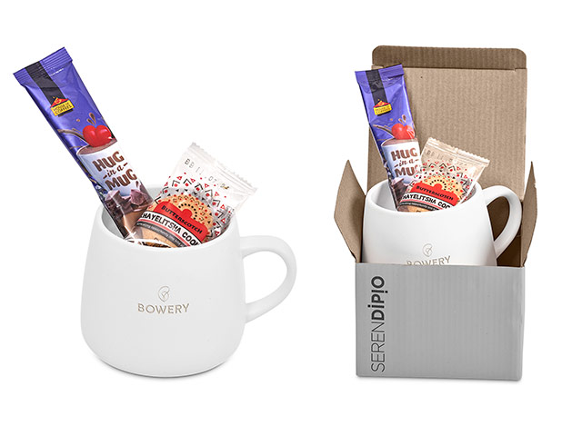 Camden Hug In A Mug Gift Set - Image 2