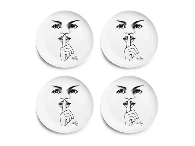 Dinner Plate Set Of 4 - Its A Secret