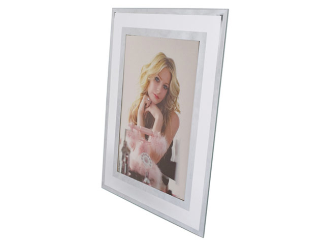 Elegant Moments Photo Frame