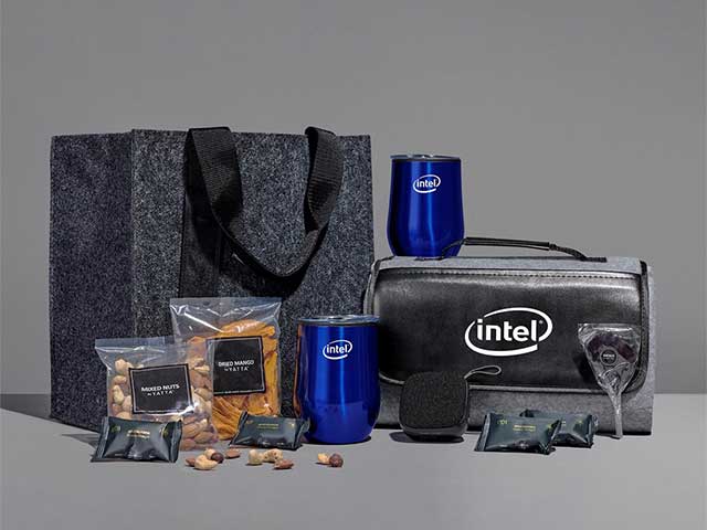 Yatta Lavishly Laden Hamper - Image 2