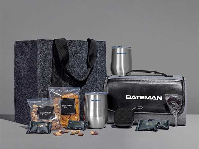 Yatta Lavishly Laden Hamper - Image 3